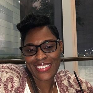 Meet your Posher, Freda